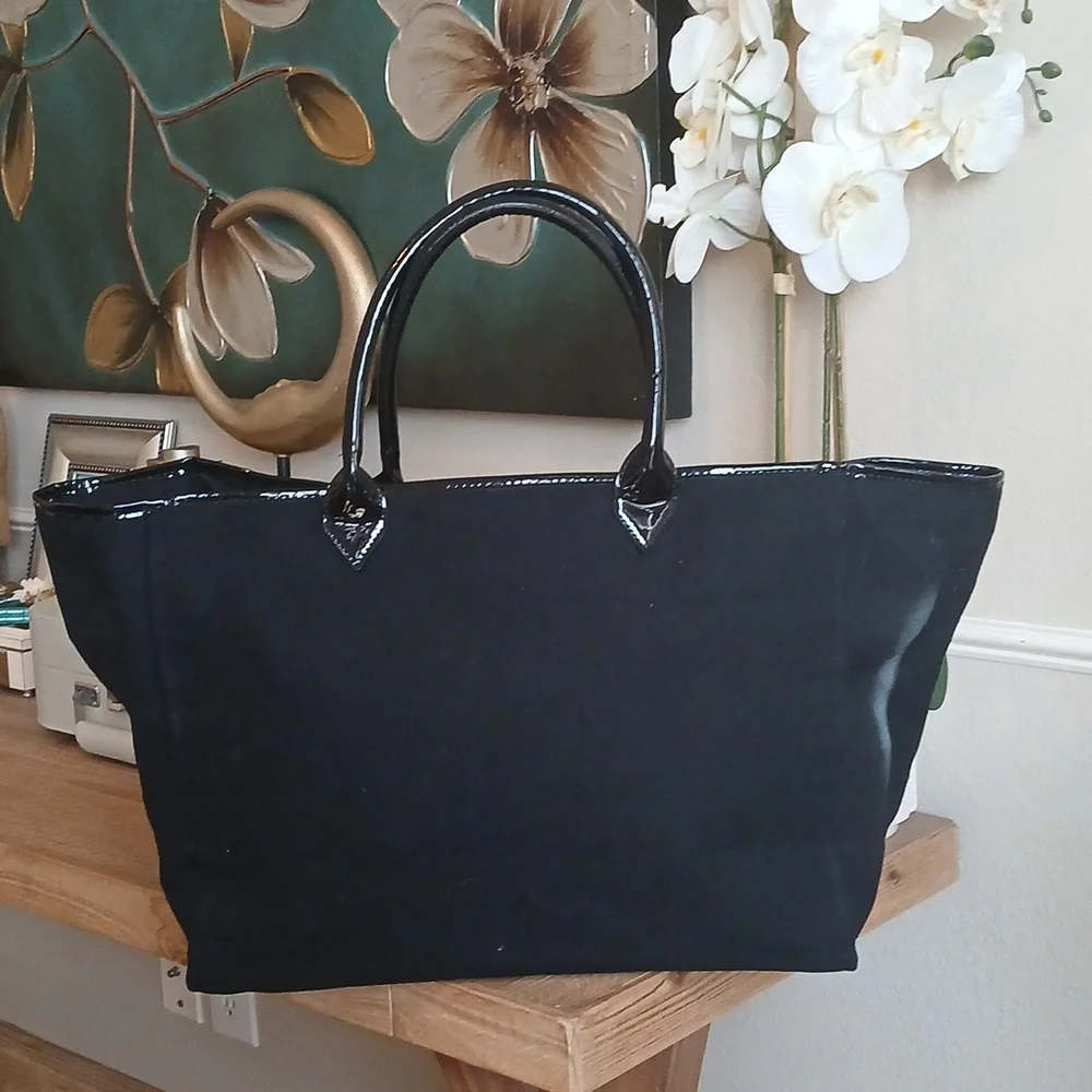 Victoria's Secret Large Fifth Avenue New York Weekender Tote Bag - Picture 11 of 17